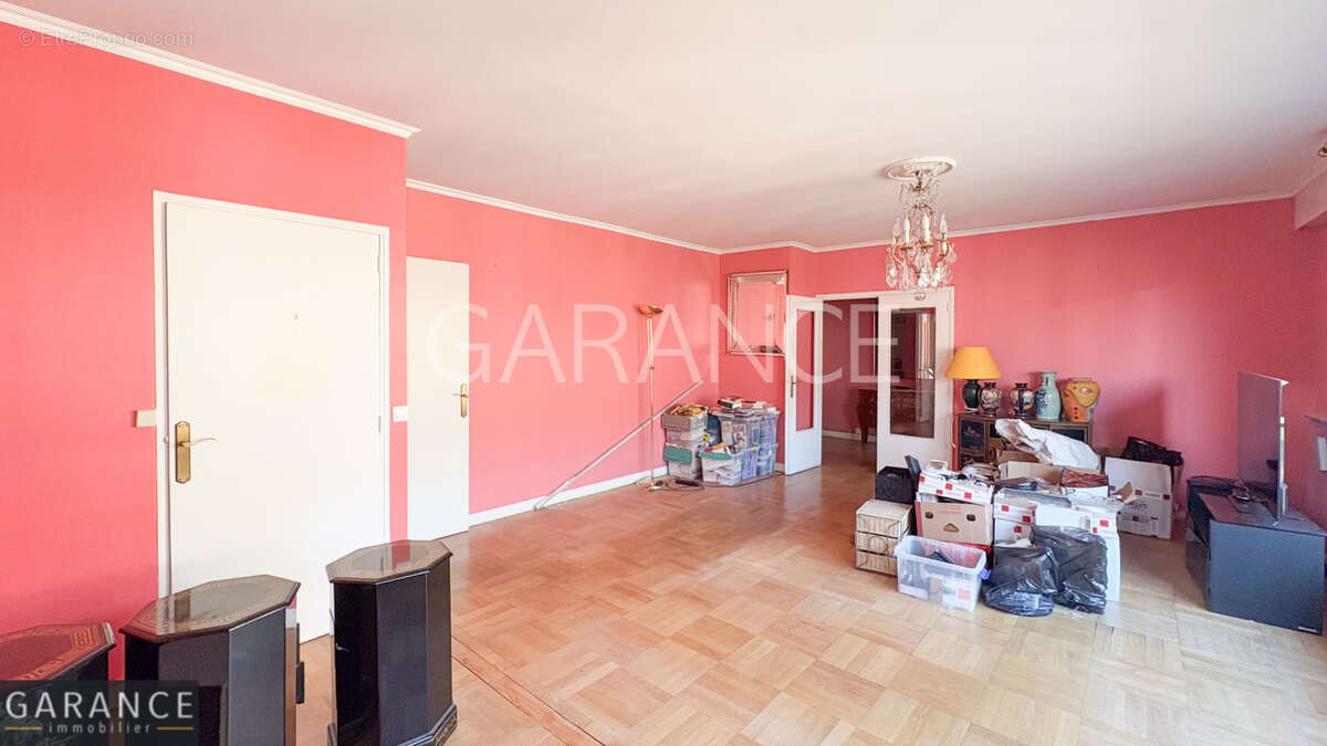 Appartement à PARIS-12E