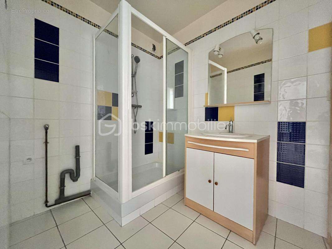 DIJON Montchapet : Appartement T3 65m² 2 chambres, balcon, ascenseur, place de parking - photo 5