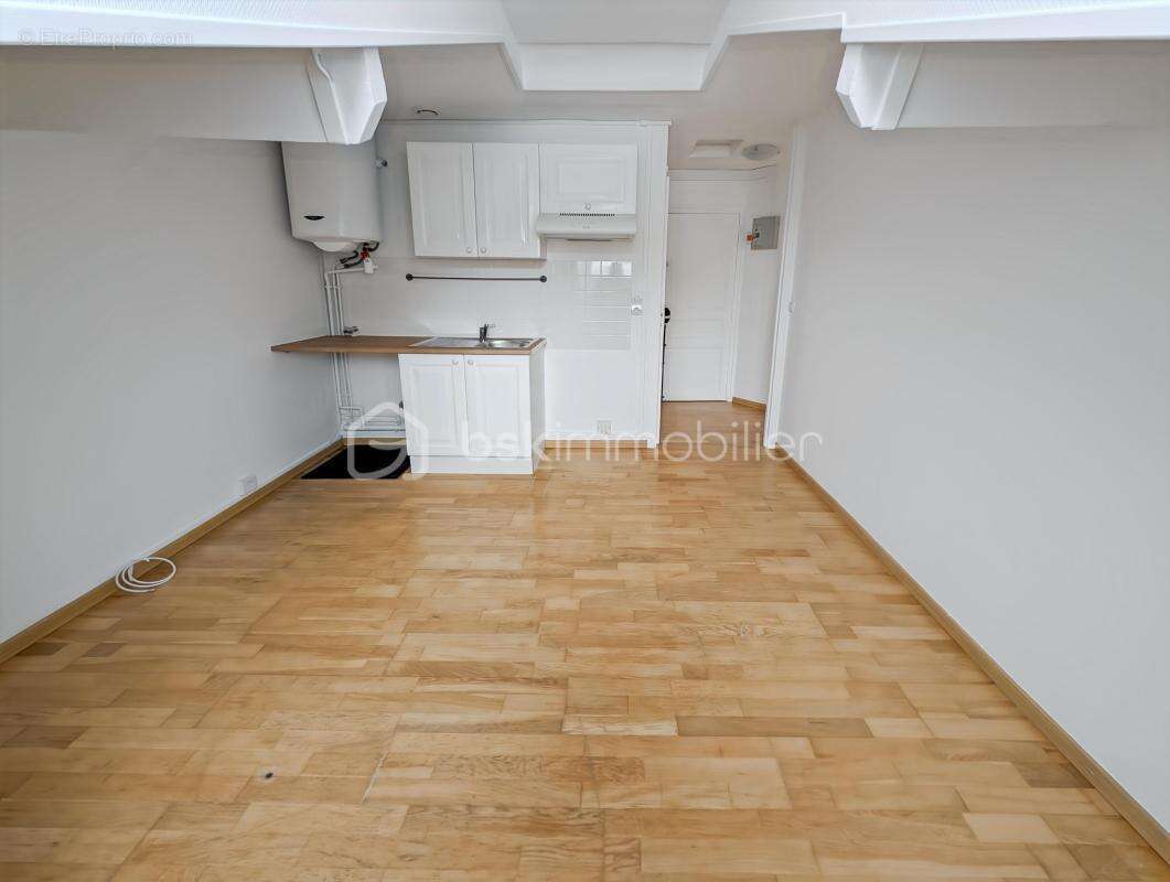 Bel appartement t2 hyper centre de chelles a 5 minutes de la gare faibles charges - photo 3