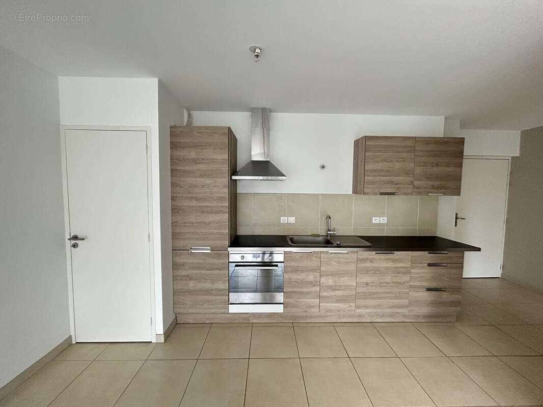 Appartement à PRIVAS