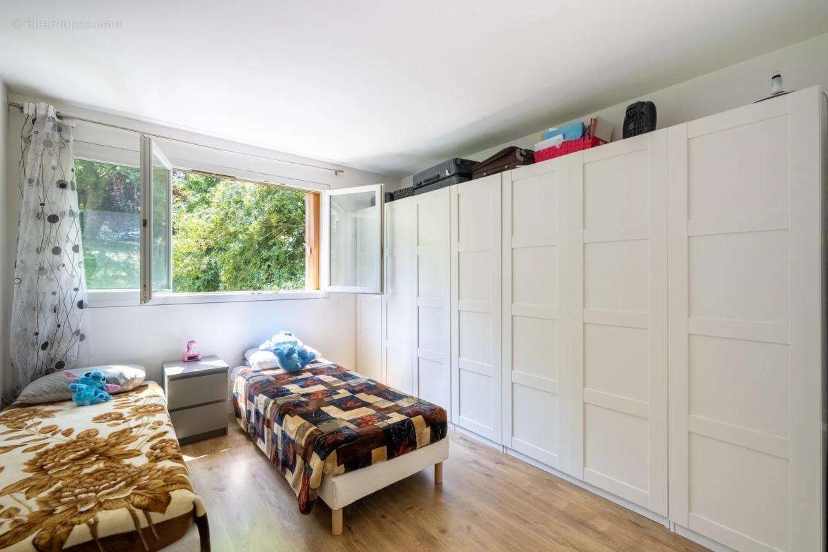 Appartement de 4 pièces de 75 m² à Aubergenville - photo 8