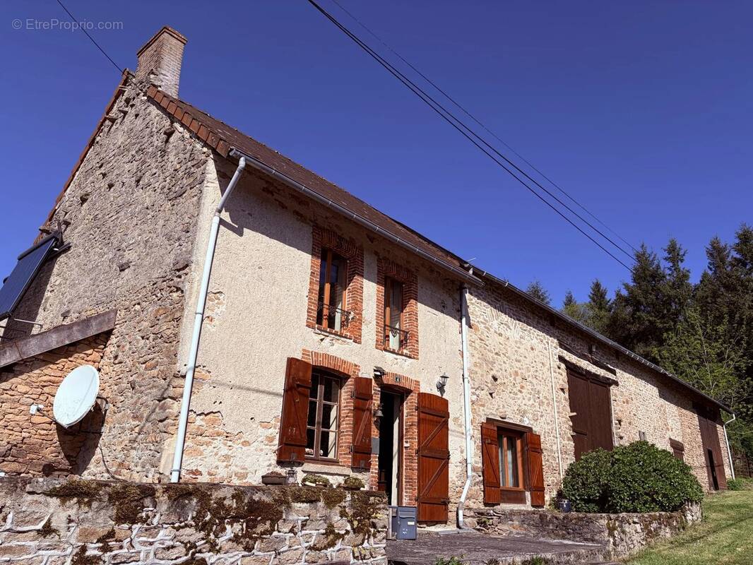 Maison à LES GRANDS-CHEZEAUX