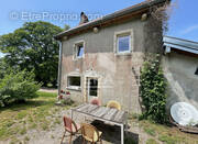 Maison à AMATHAY-VESIGNEUX