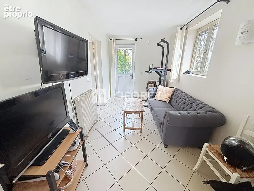 Maison 5 pièces - 82.59m² - Vitry-sur-Seine - photo 2