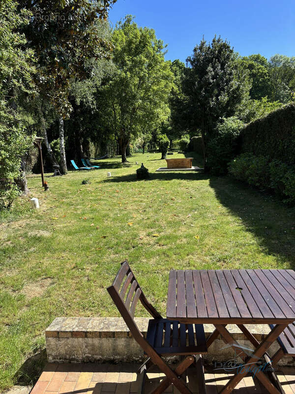 Maison à JANVILLE-SUR-JUINE