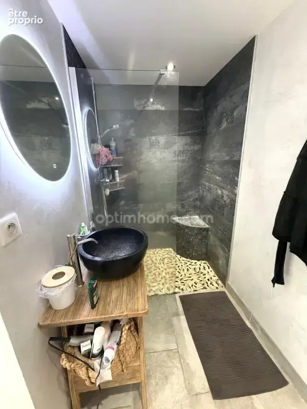 Maison de caractère entièrement rénovée avec grange de 115 m², terrasse et bain nordique - photo 8