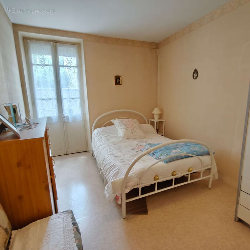 Maison à GARDIE