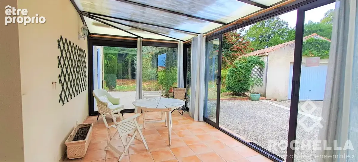 Maison 6 pièces 138 m² à vendre à Tonnay-Charente (17430) - photo 4
