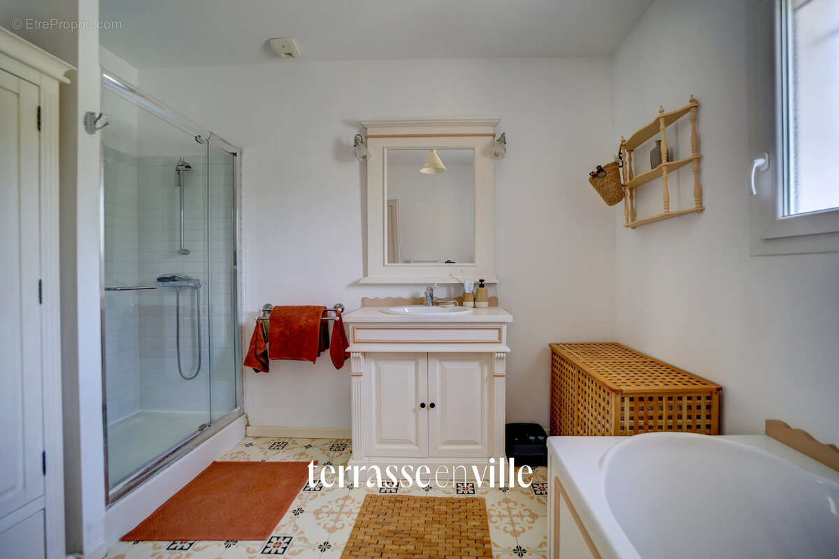 Saint cyr sur mer - villa plain pied t4 123m2 - dependance - proche village a pied - photo 20