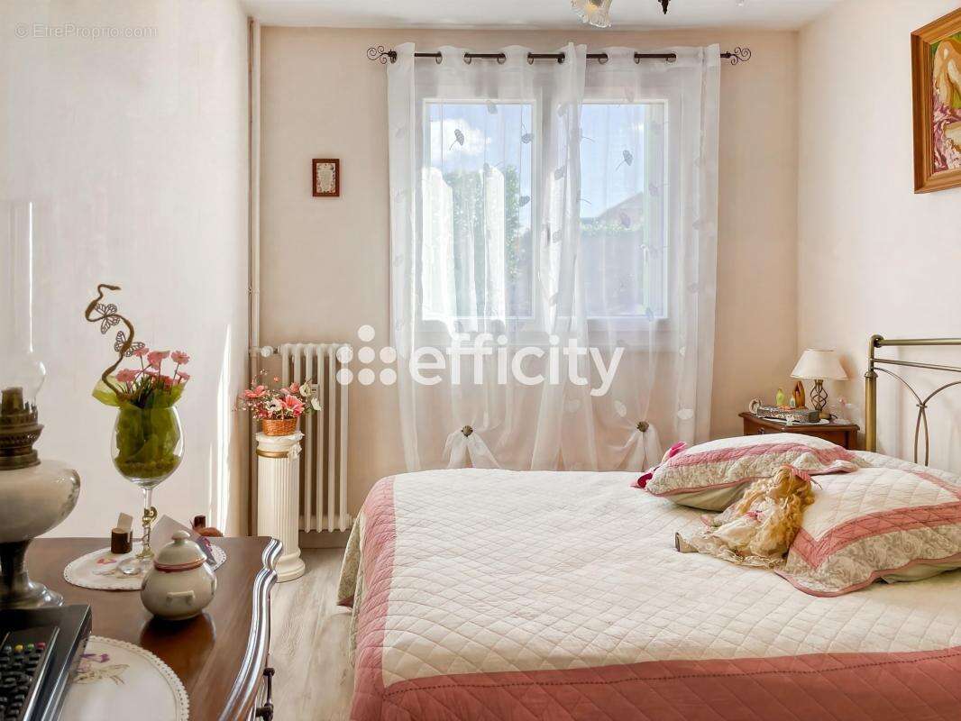 Appartement ancien - photo 8