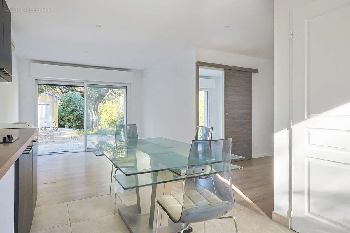 Maison à LA FARLEDE