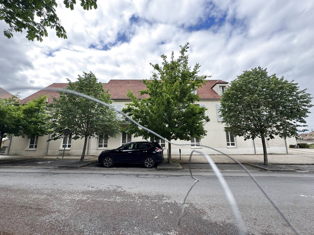 Appartement à LA CHAPELLE-EN-SERVAL