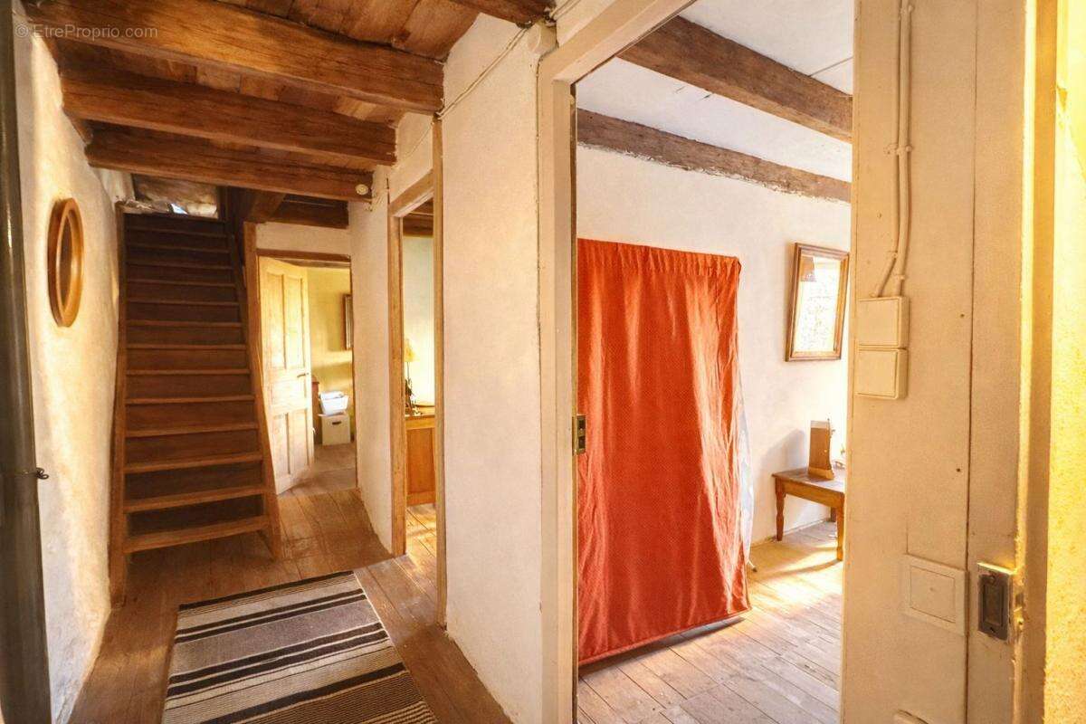 Maison à RULLAC-SAINT-CIRQ