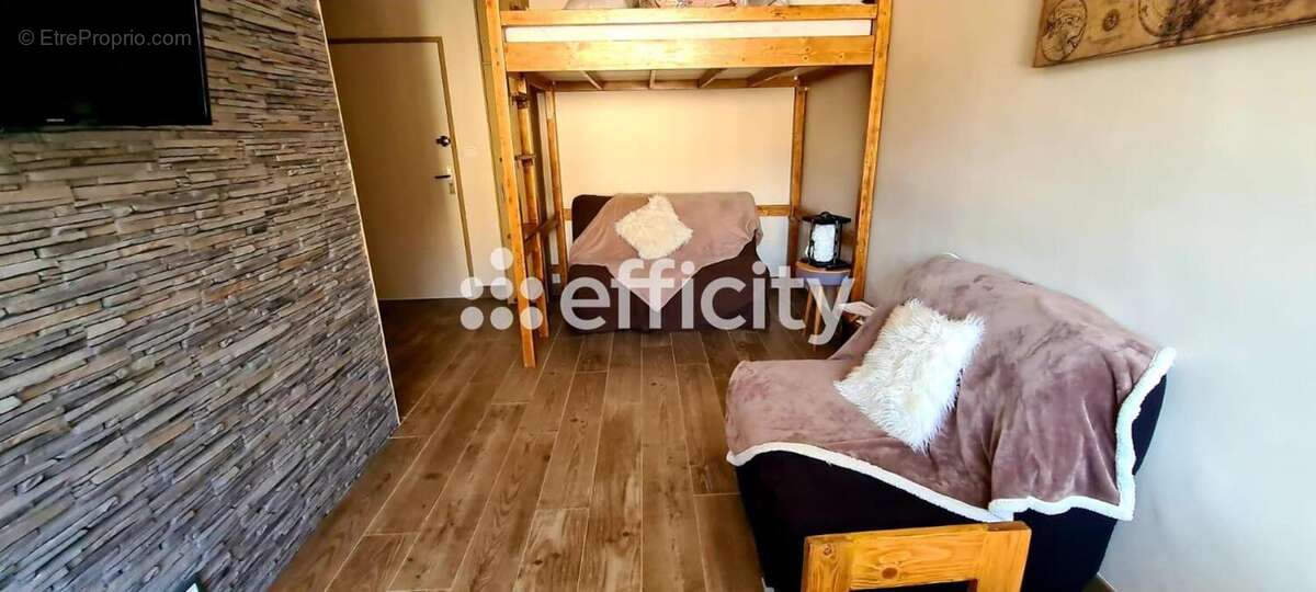 Appartement à SAINT-ETIENNE-DE-TINEE