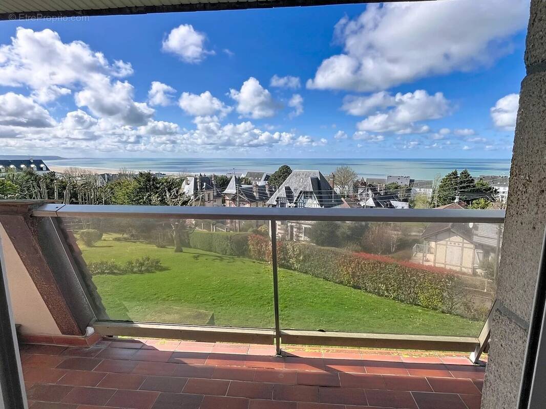 Appartement à TROUVILLE-SUR-MER