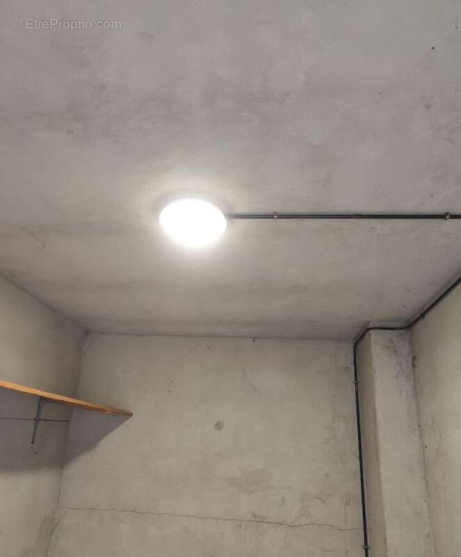 Photo 4 - Parking à VILLEURBANNE