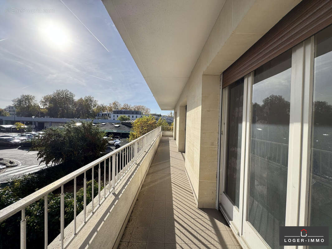 Appartement à FONTENAY-SOUS-BOIS