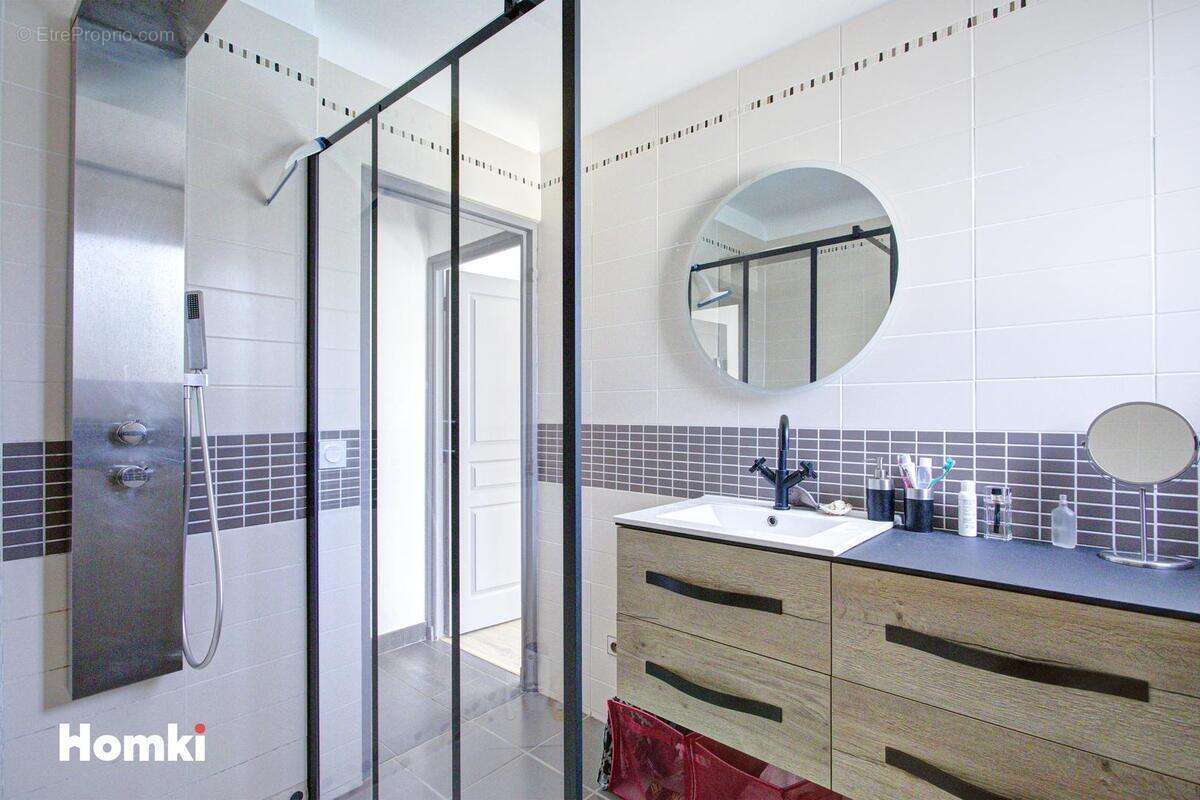 Maison à SAINT-ESTEVE