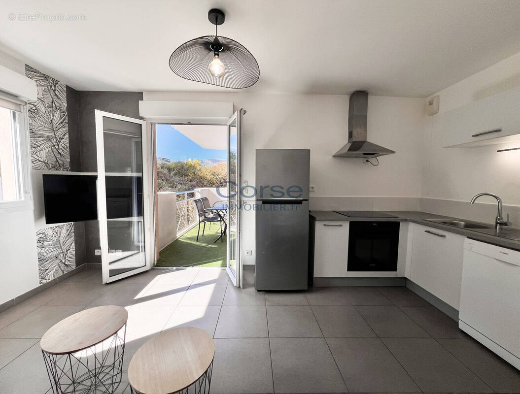 Appartement à SARROLA-CARCOPINO