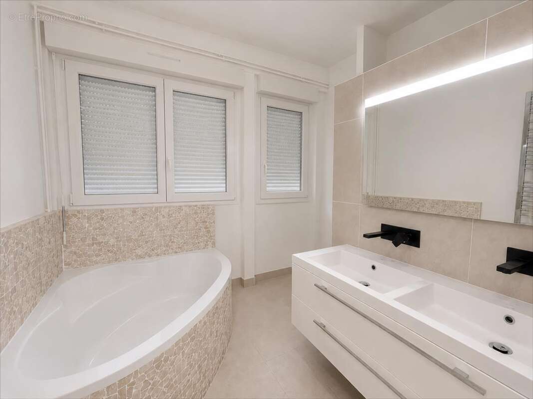 Appartement 109 m² à Reims  - photo 11