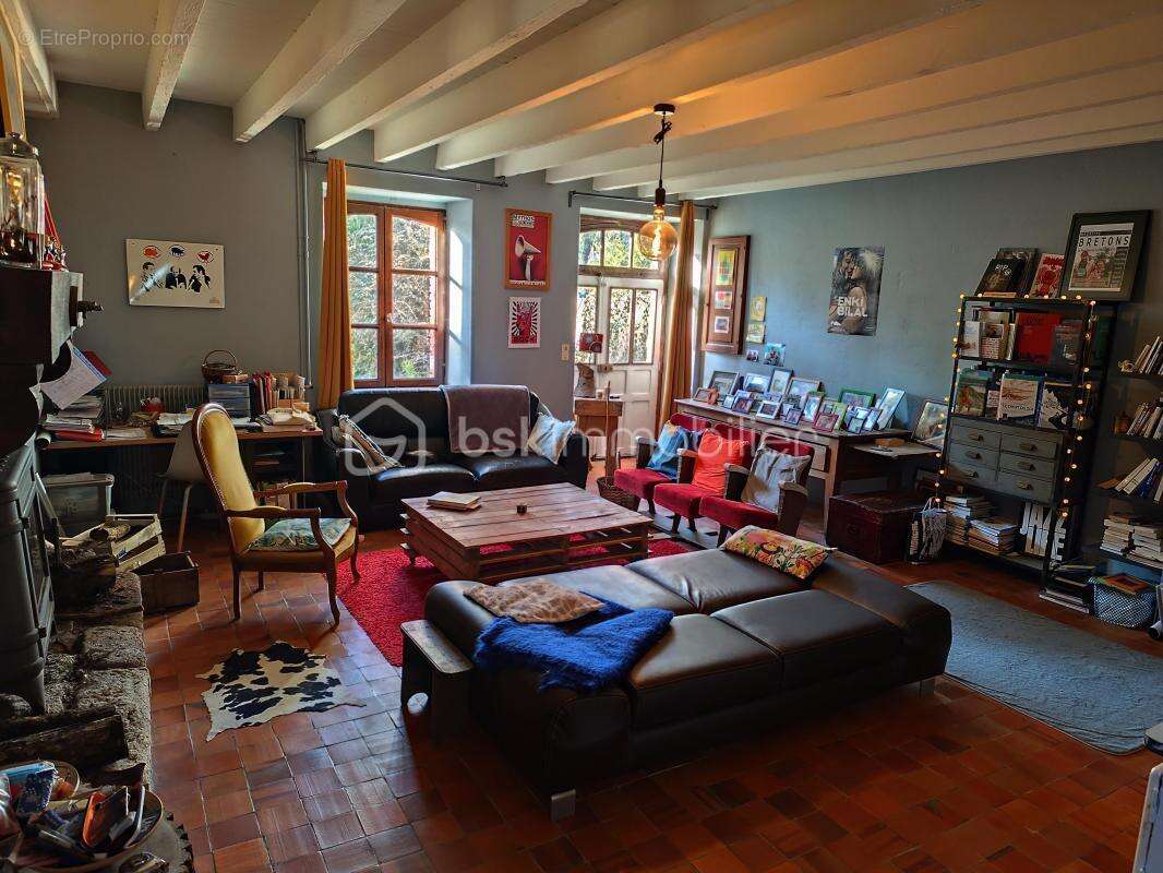 Maison à SAINT-PERN