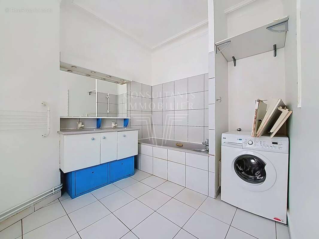 Vavin/raspail. bel haussmannien 3e etage - photo 7
