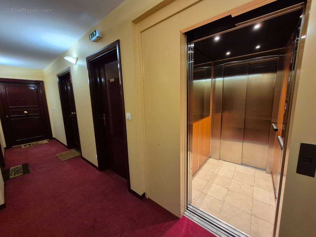 Appartement à THIAIS