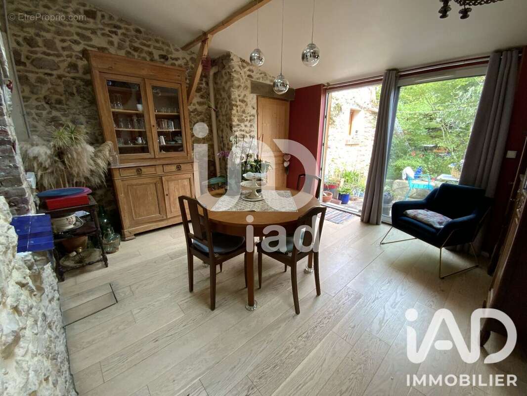 Photo 5 - Maison à SAINT-ARNOULT-EN-YVELINES