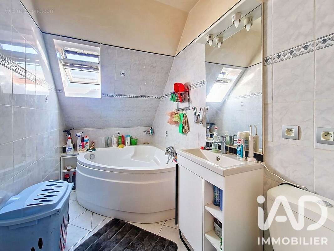Photo 9 - Maison à LE MEE-SUR-SEINE