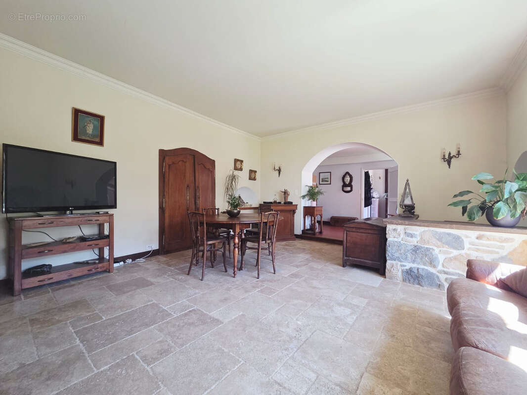 Maison à SONCHAMP