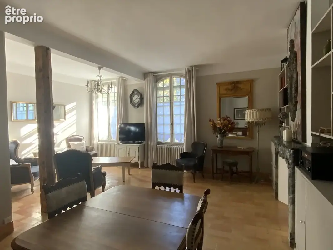 Appartement place aux herbes. - photo 3