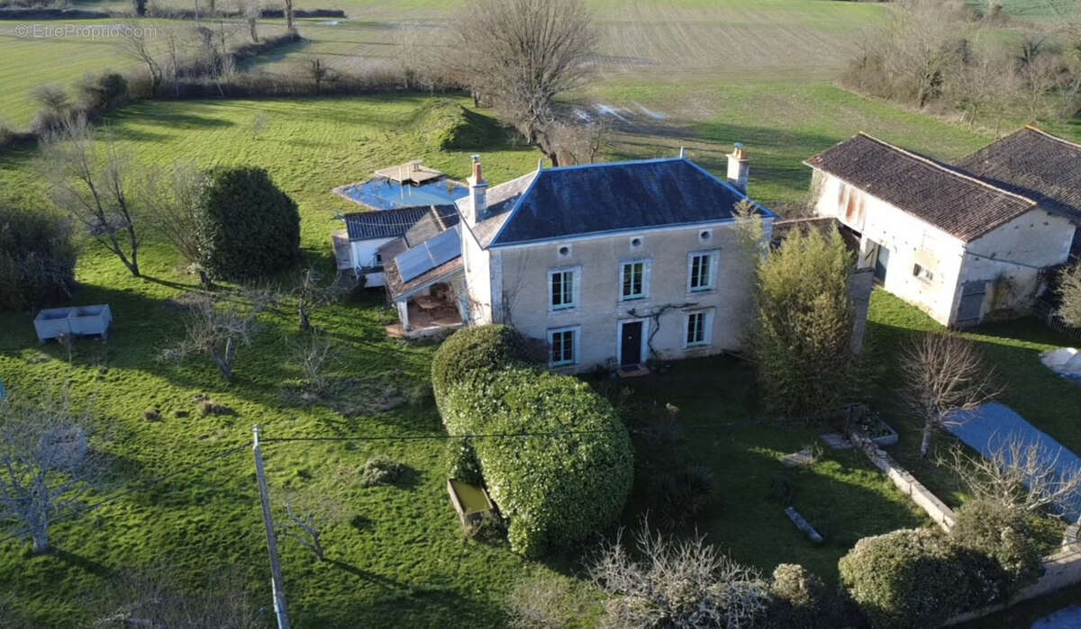 Maison à VAUSSEROUX