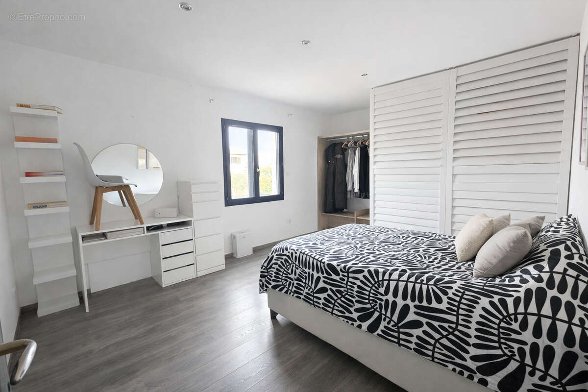 Maison familiale contemporaine avec  de beaux volumes - photo 12