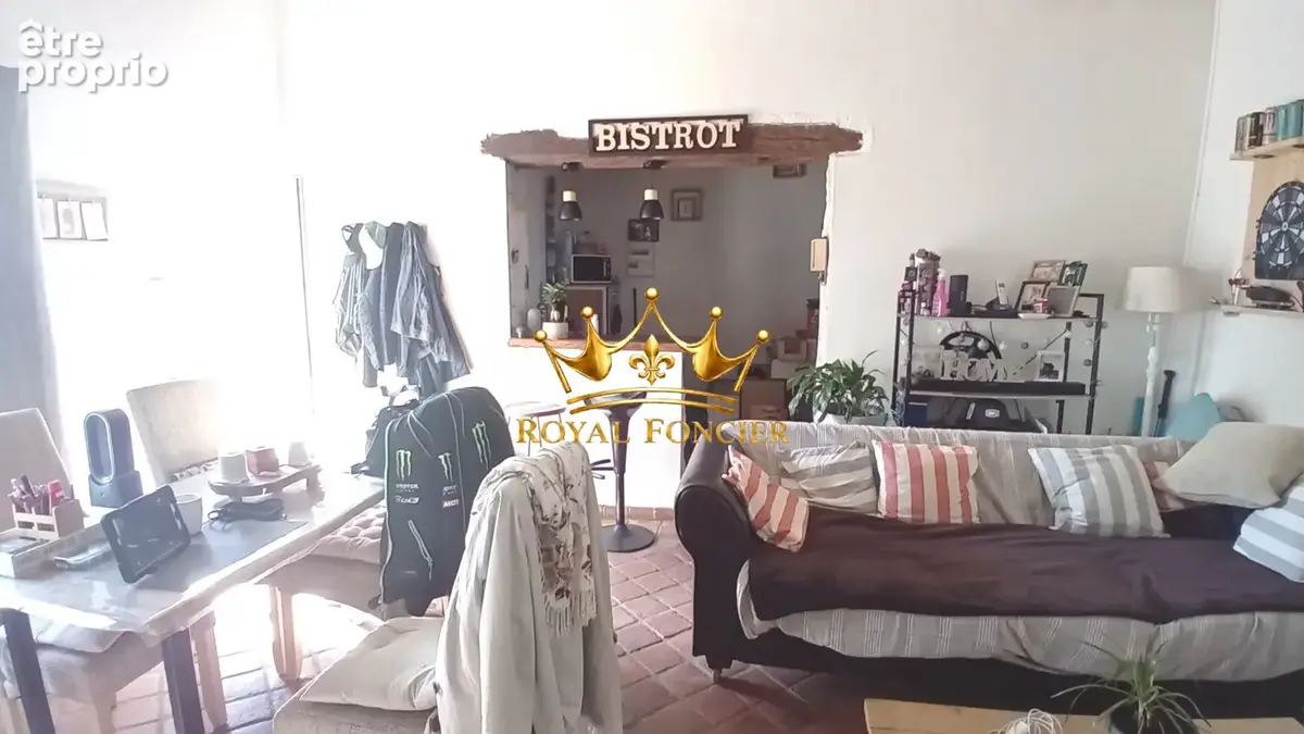Espace de vie  - Maison à VELLECHES