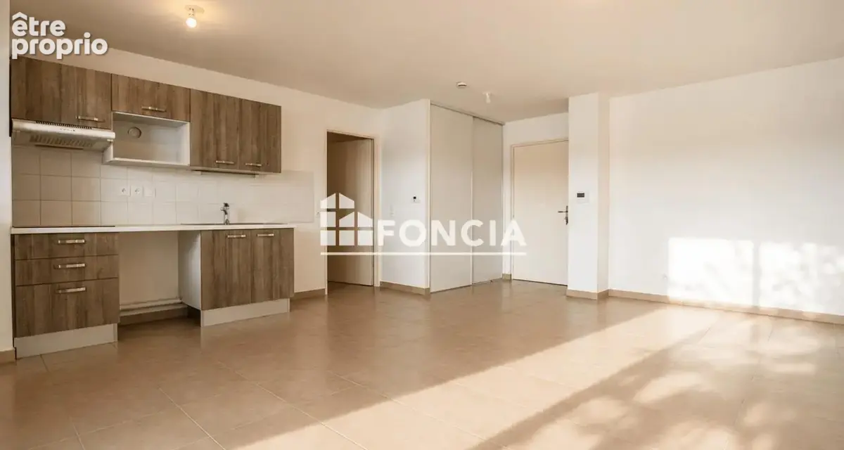 Appartement T3  65 m²  264 000 € - photo 5