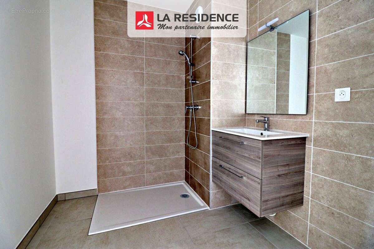 Appartement à CASTELNAU-LE-LEZ