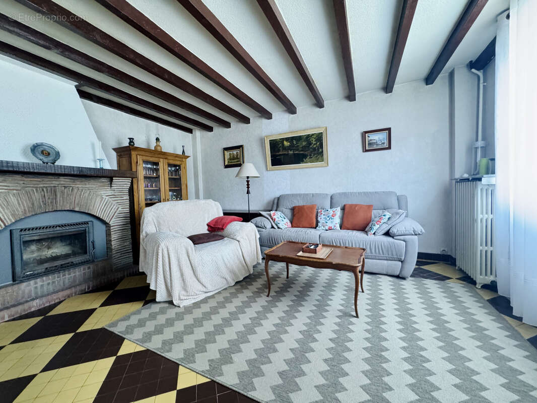 Maison à LORRIS