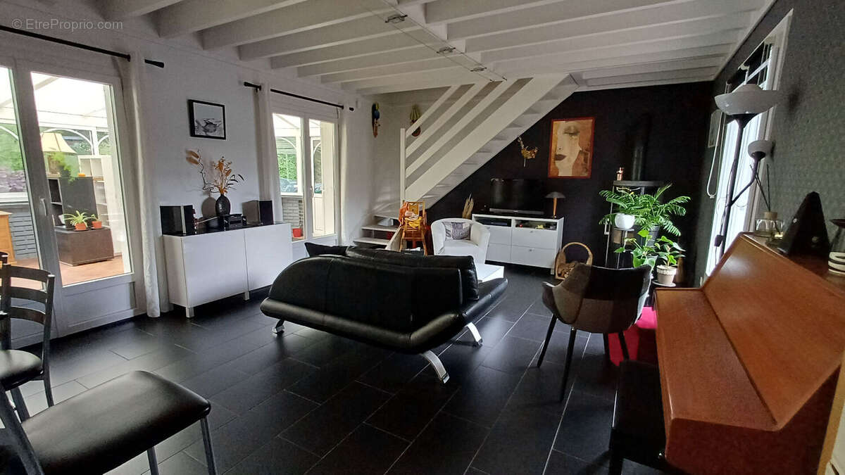 Maison à MONTAGNY-EN-VEXIN