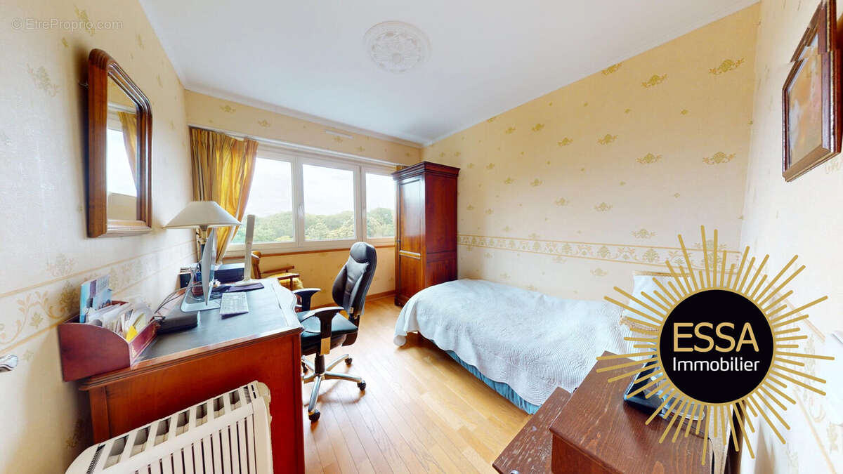 Appartement à VELIZY-VILLACOUBLAY