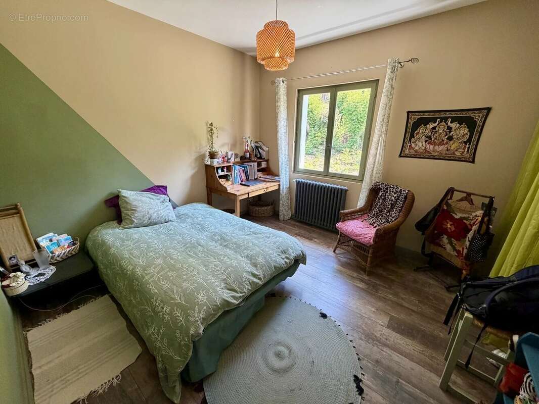 Maison de 186m2 à Castillon-en-Couserans - photo 7