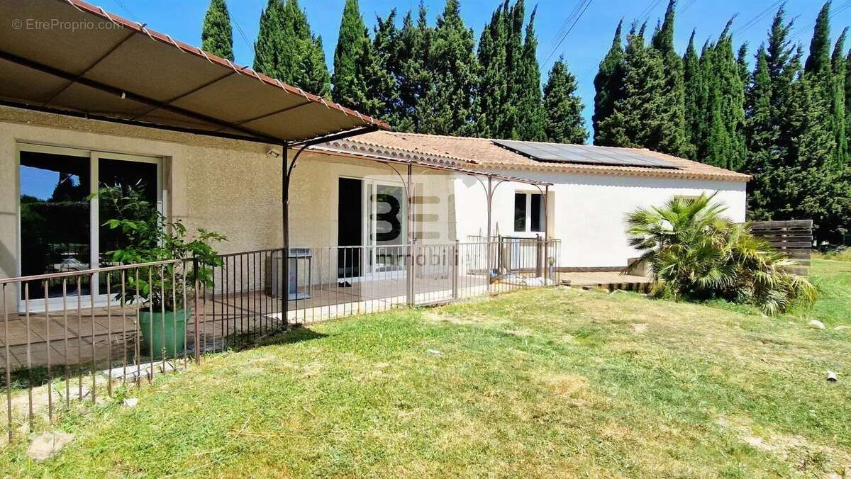 Maison à ROCHEFORT-DU-GARD