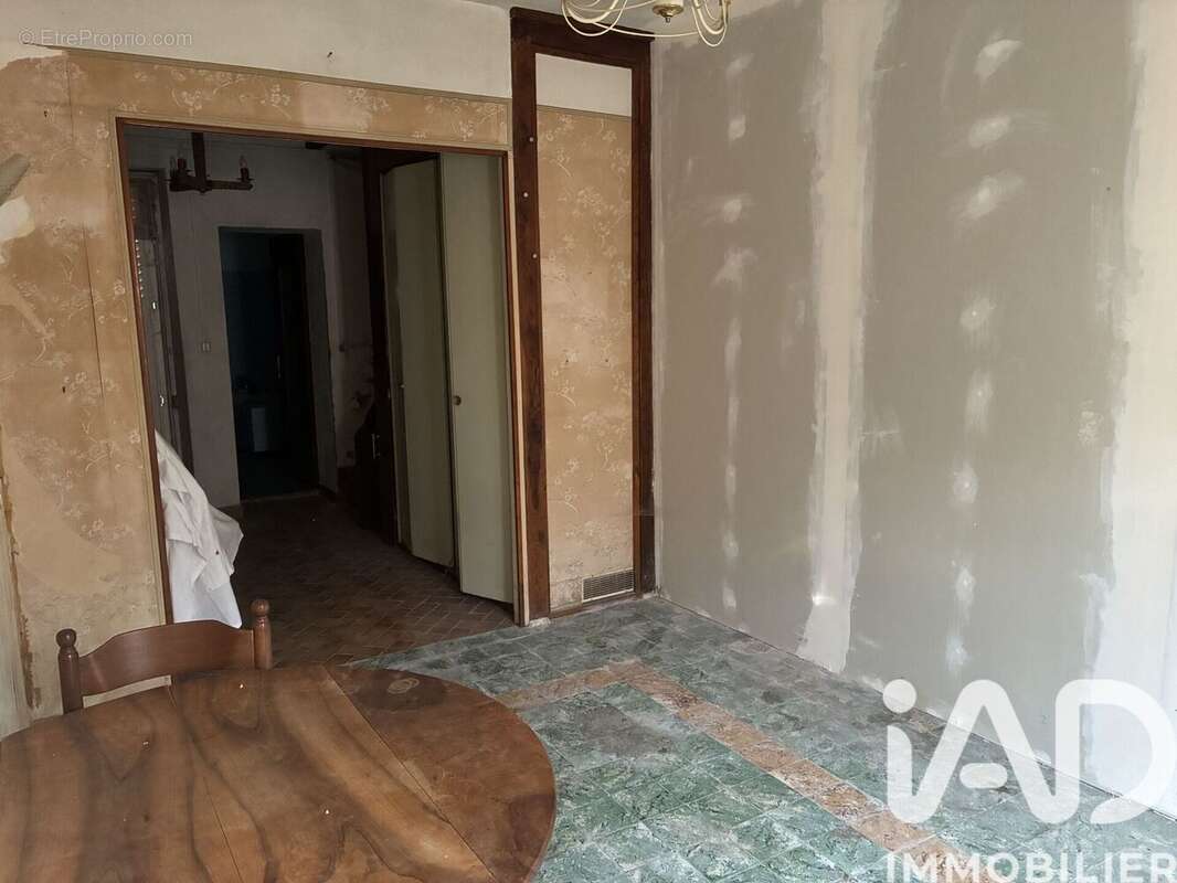 Photo 8 - Maison à AZAY-LE-FERRON