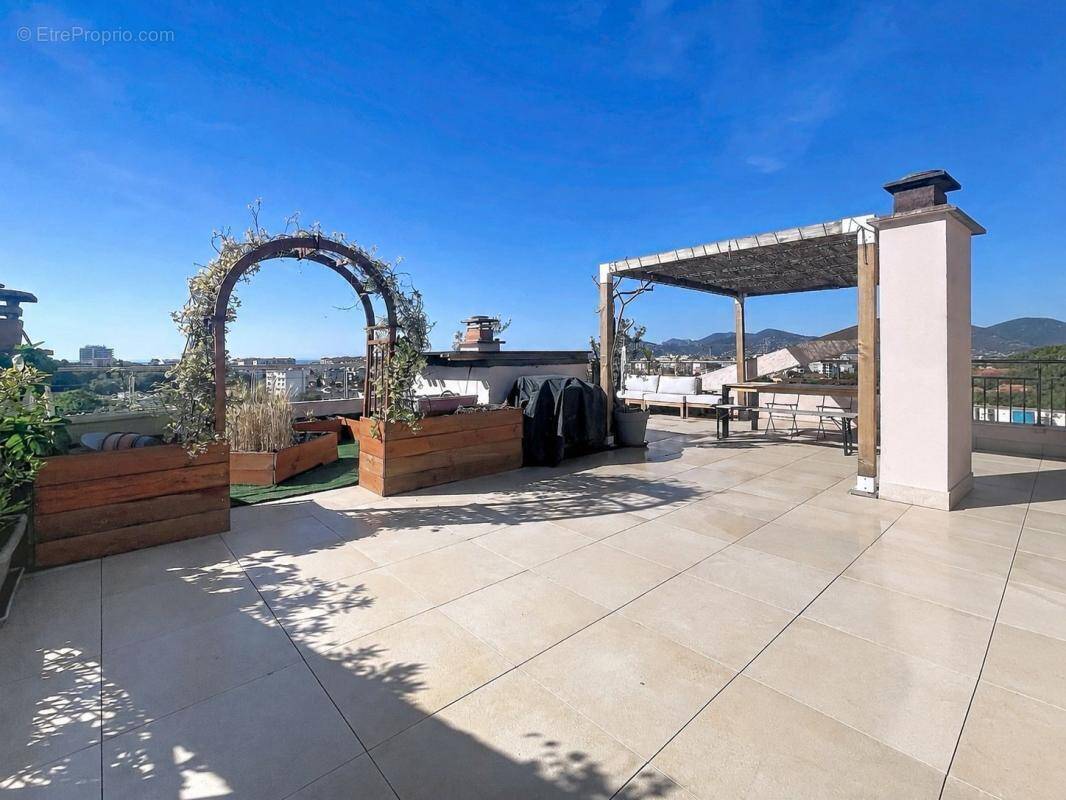Appartement à CANNES