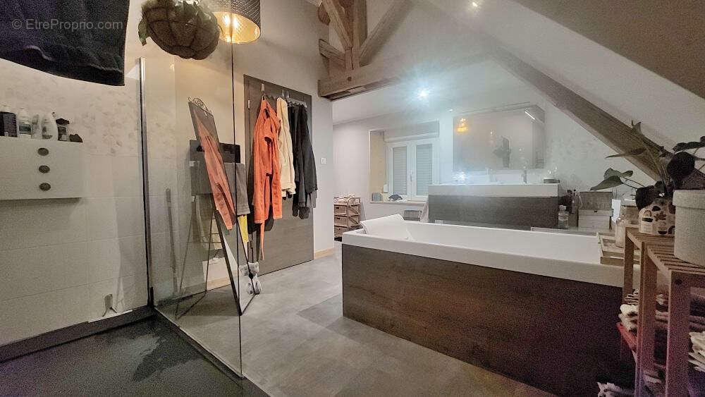 Appartement Duplex à Maiche - 5 pièces -142 m2 - photo 4
