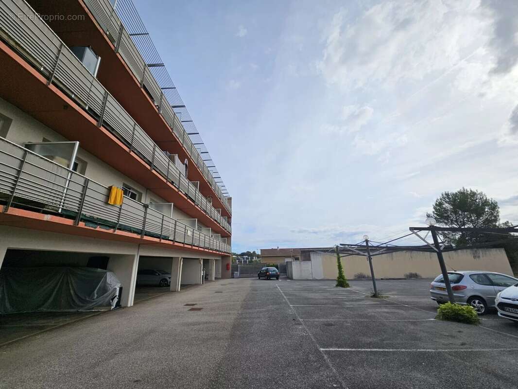 Appartement à VALBONNE