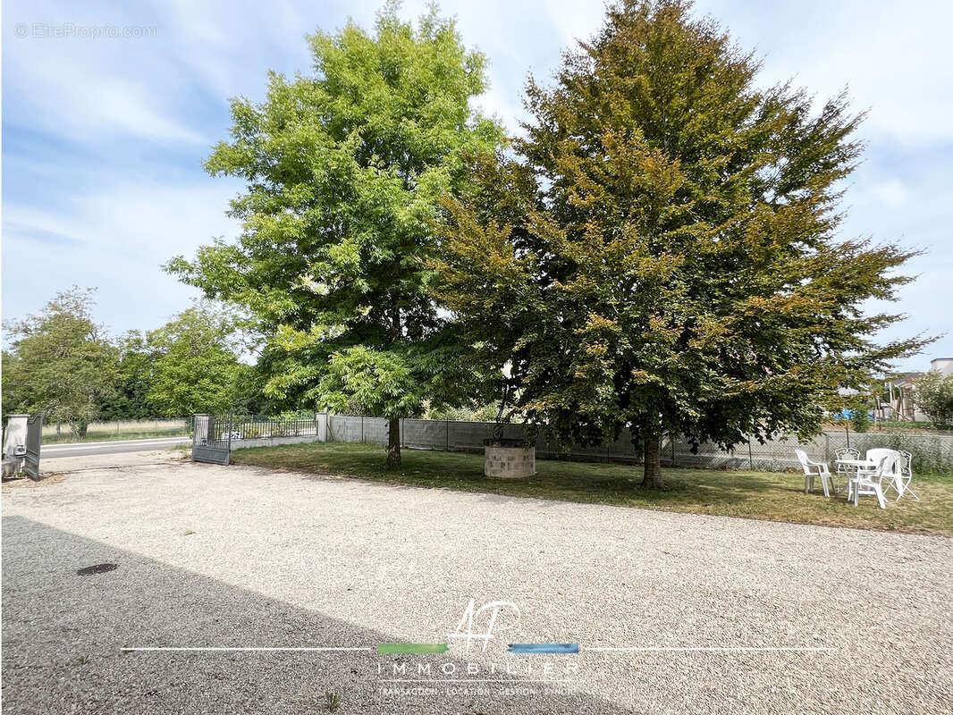 Terrain à BEIRE-LE-CHATEL