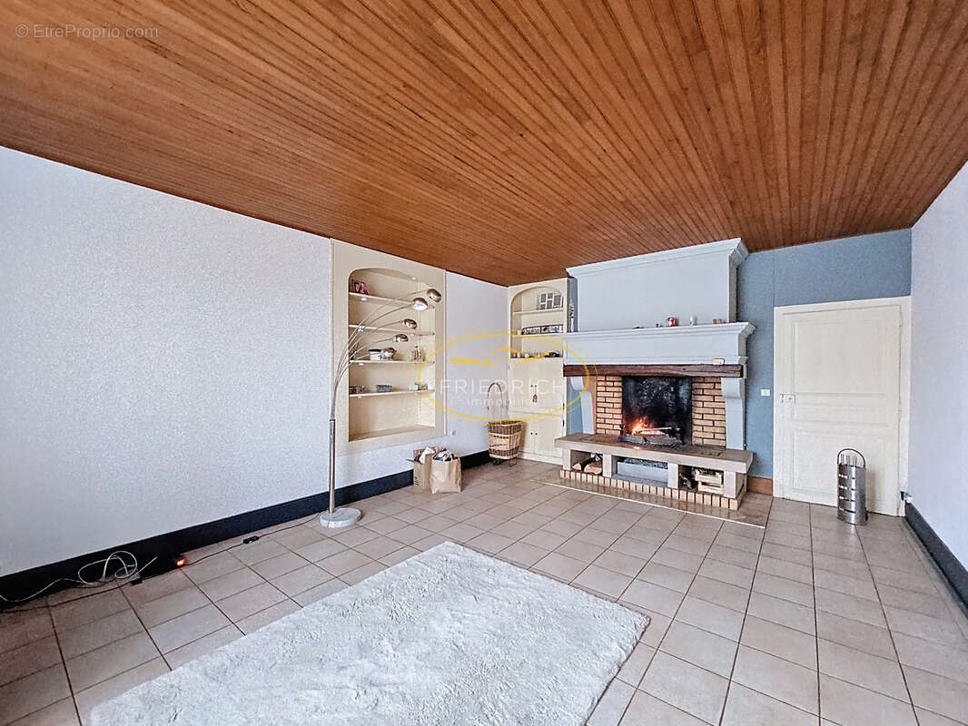 Maison à TRONVILLE-EN-BARROIS