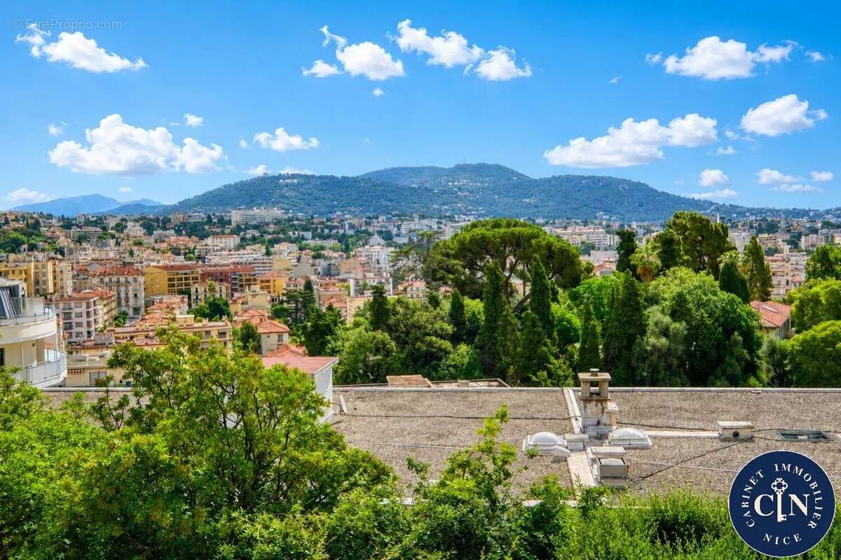 Appartement 74 m² à Nice  - photo 8