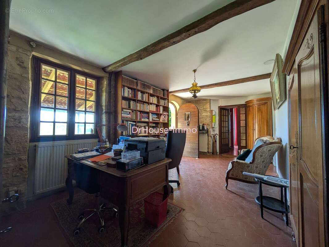 Autre à VILLEFRANCHE-DU-PERIGORD