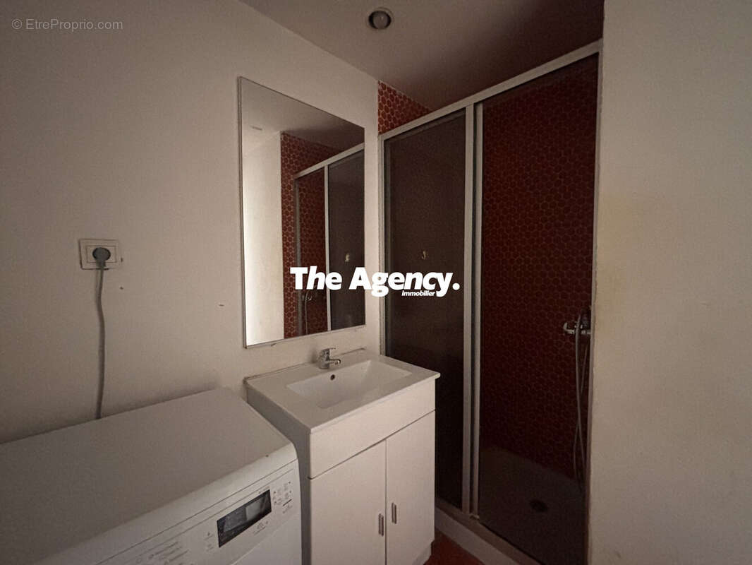 Appartement à MARSEILLE-7E